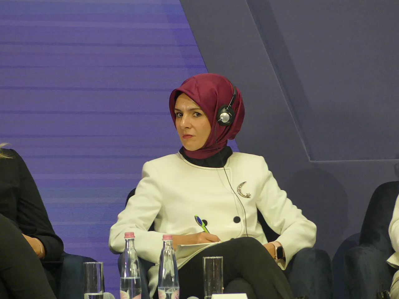Minister Mahinur Özdemir Göktaş tijdens de Budapest Demographic Summit, 2023.